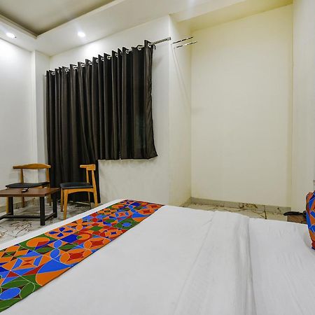 Fabexpress Divya Villa Yeni Delhi Dış mekan fotoğraf