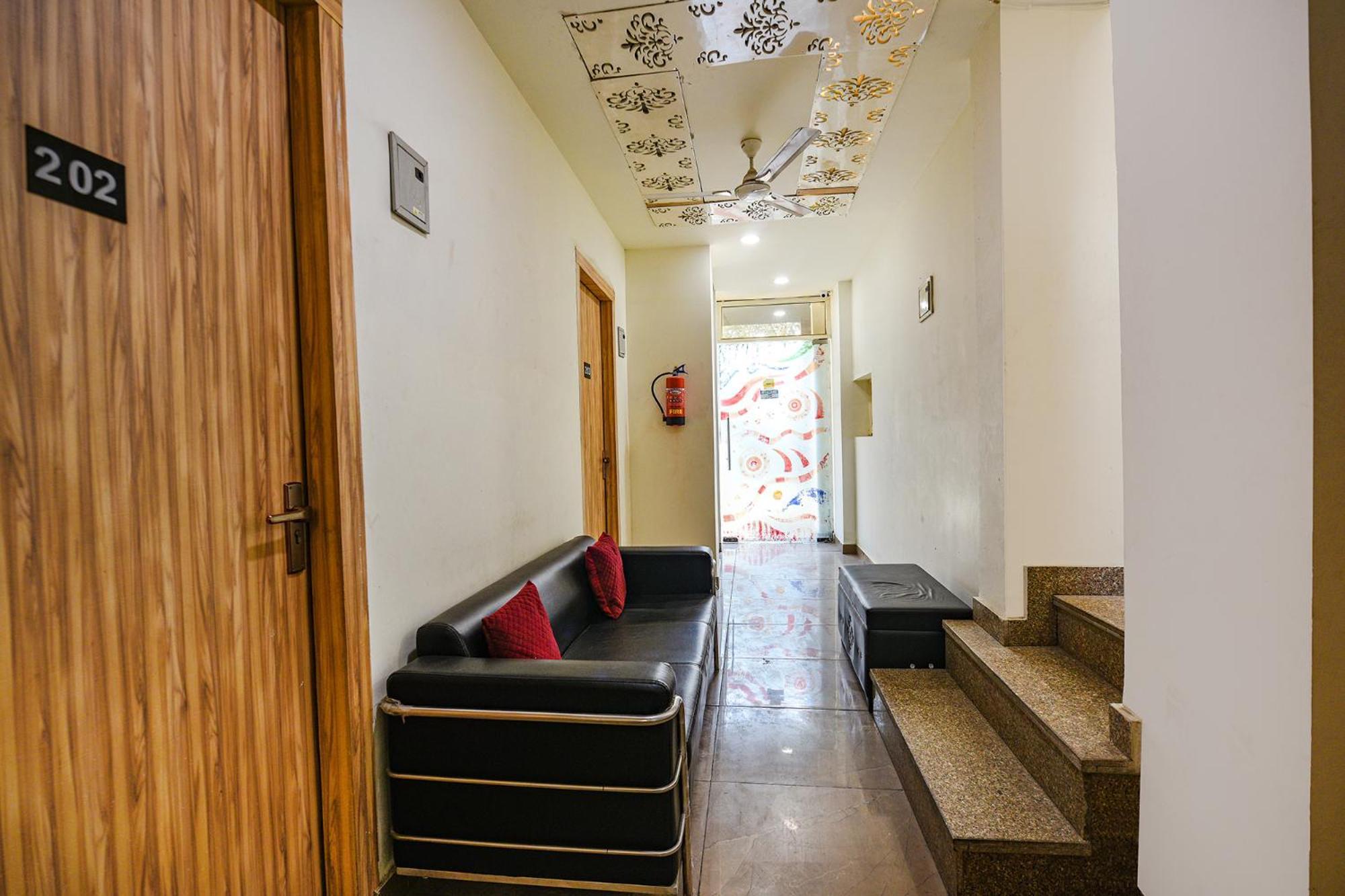 Fabexpress Divya Villa Yeni Delhi Dış mekan fotoğraf